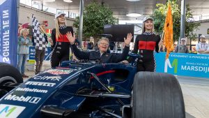 4 Mijl Assen feestelijk start inschrijving 26 maart 2022 met Bob Bergsma