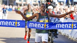 4 Mijl van Groningen 14 oktober 2018 - Davis Kiplangat - © Gino Wiemann